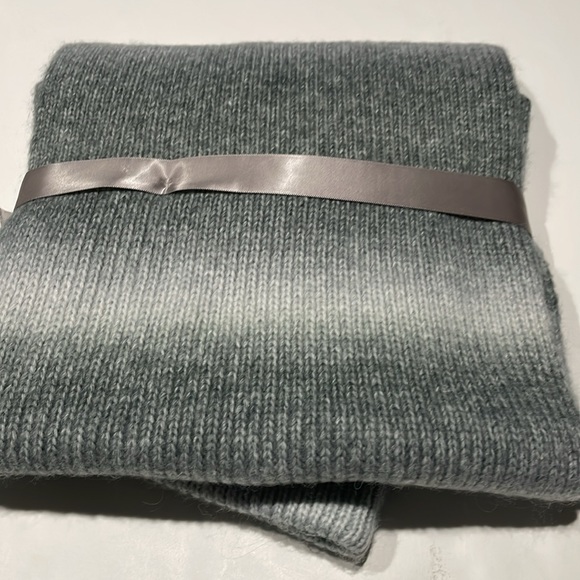 Hat and scarf set.  Brand new. - Picture 2 of 2